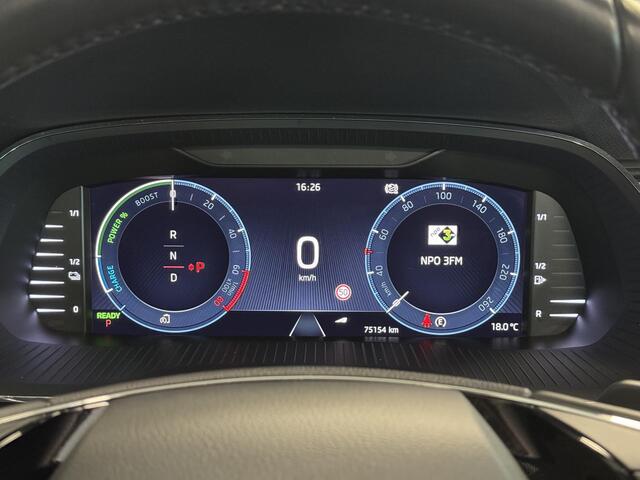 Skoda OCTAVIA Combi 1.4 TSI iV PHEV Stoelventilatie/Trekhaak/Panoramadak/Leer