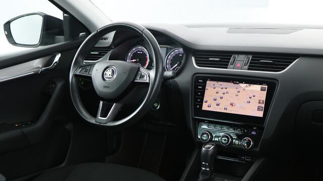 Skoda OCTAVIA Combi 1.5 TSI 150pk Greentech Business Edition Plus DSG / Keyless / Navigatie / Stoelverwarming