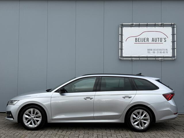 Skoda OCTAVIA Combi 1.0 e-TSI Sport Business Automaat Carplay.