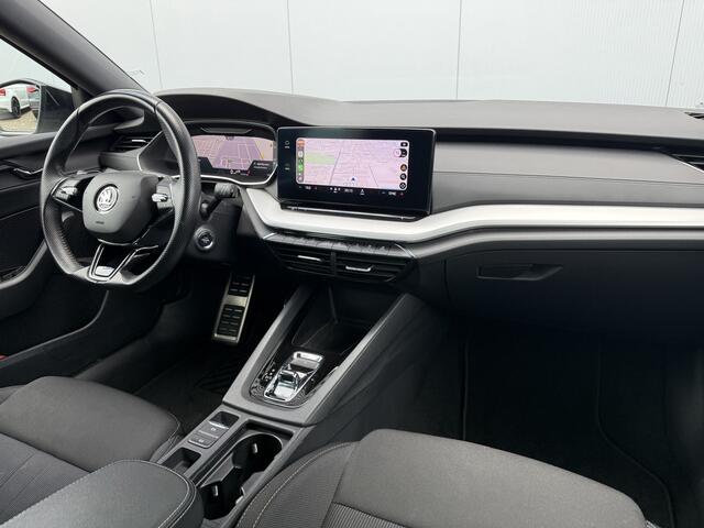 Skoda OCTAVIA Combi 1.0 e-TSI Sport Business Automaat Carplay.