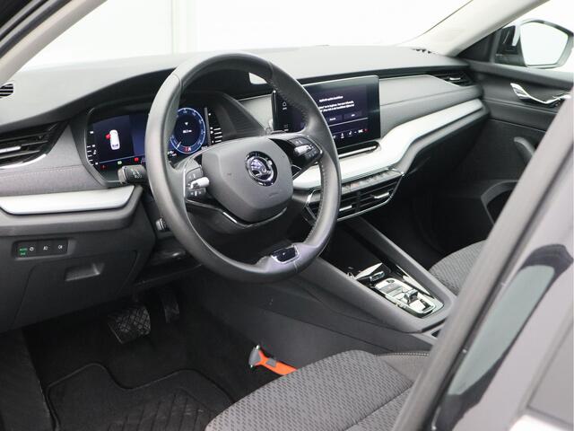 Skoda OCTAVIA Combi 1.5 e-TSI Business Edition Plus/ automaat/ unieke km!