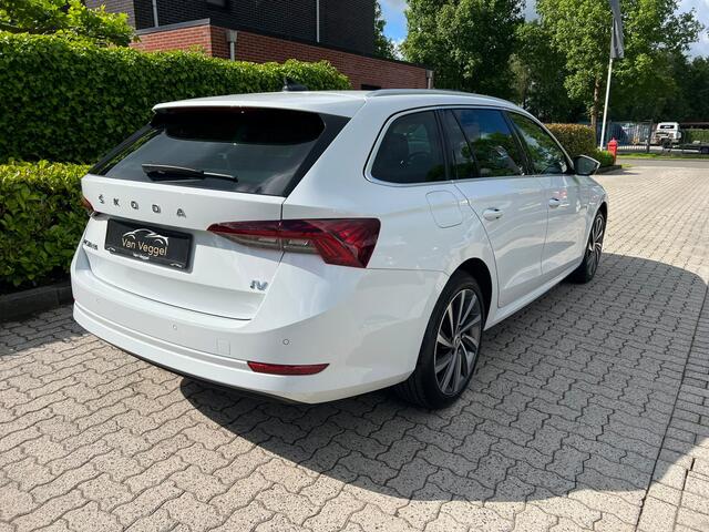 Skoda OCTAVIA Combi 1.4 TSI iV PHEV Sportline Business pano, virtual cockpit, memory, elek achterklep
