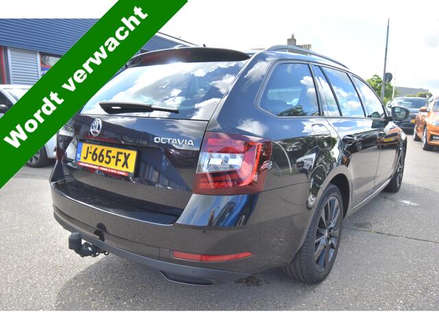 Skoda OCTAVIA Combi 1.0 TSI Greentech Sport Business , TREKHAAK , CLIMATR , CR CONTR , NAVI , PDC A , LMV17 ,