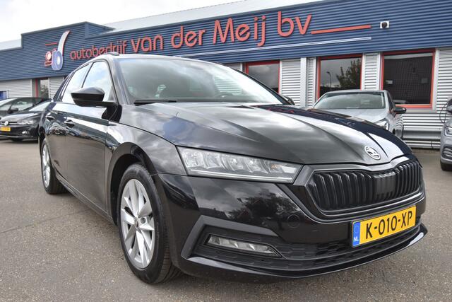 Skoda OCTAVIA Combi 1.0 e-TSI Sport Business , VIRTUAL COCKPIT , CR CONTR , NAVI , LMV17 , PDC A , CLIMATR ,