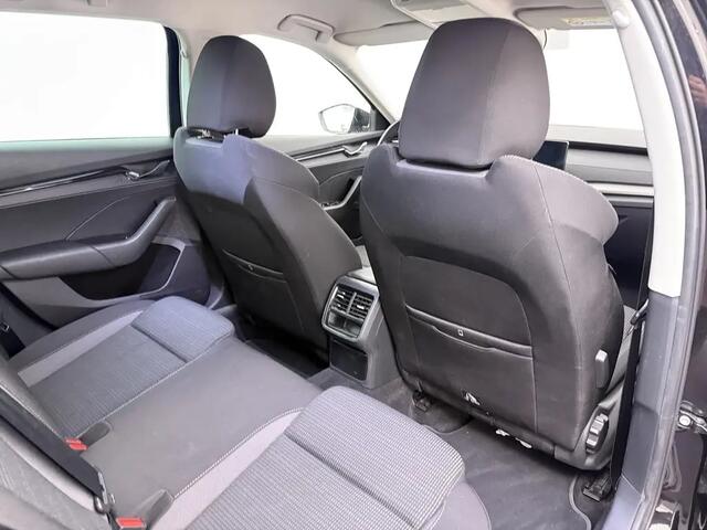 Skoda OCTAVIA Combi 1.0 TSI Business Edition Gratis Afleverpakket! | Trekhaak | Elektrische Kofferklep |