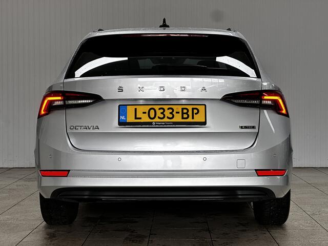 Skoda OCTAVIA Combi 1.0 e-TSI Ambition/ Automaat!/ LED Koplampen/ Apple+android/ DAB+/ Virtual Cockpit/ Stoelverw./ Clima/ Navi/ Cruise/ Bluetooth/ Multi.LEDER.Stuur/ Elek.Pakket/ Isofix/ PDC Achter.