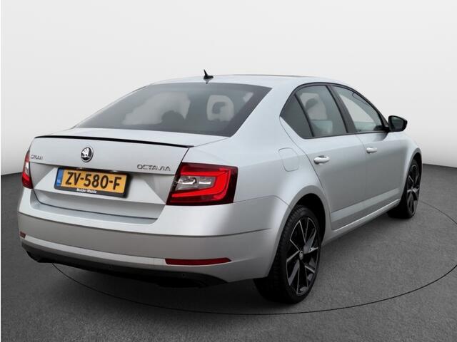 Skoda OCTAVIA 1.0 TSI Sport Business | Virtual cockpit | Stoelverwarming | DAB