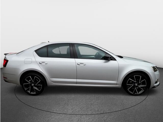 Skoda OCTAVIA 1.0 TSI Sport Business | Virtual cockpit | Stoelverwarming | DAB