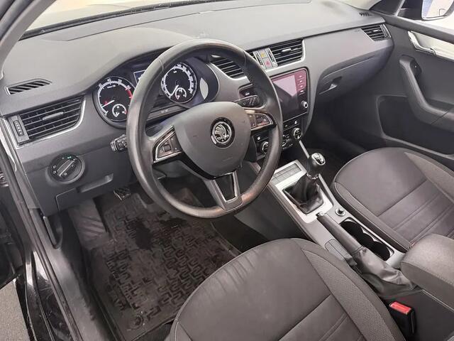 Skoda OCTAVIA Combi 1.4 TSI Greentech Style Business Gratis Afleverpakket! | Trekhaak |