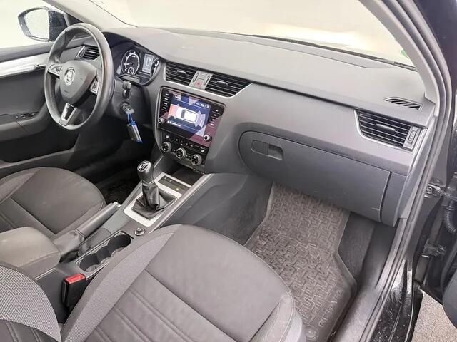 Skoda OCTAVIA Combi 1.4 TSI Greentech Style Business Gratis Afleverpakket! | Trekhaak |