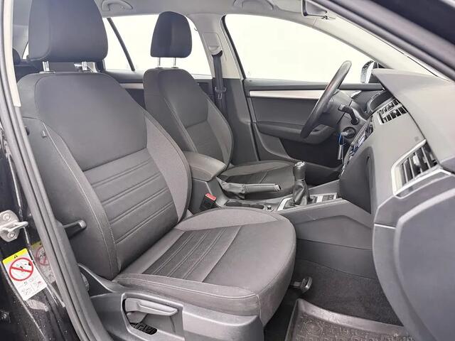 Skoda OCTAVIA Combi 1.4 TSI Greentech Style Business Gratis Afleverpakket! | Trekhaak |