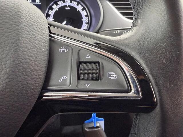 Skoda OCTAVIA Combi 1.4 TSI Greentech Style Business Gratis Afleverpakket! | Trekhaak |