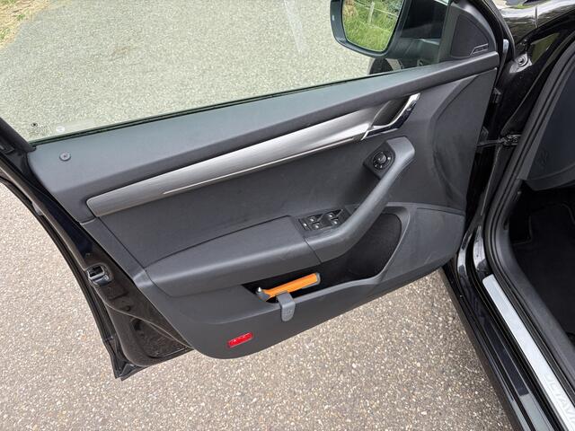 Skoda OCTAVIA 1.8 TSI Greentech Style Business / AUTOMAAT / NAVI / CRUISE