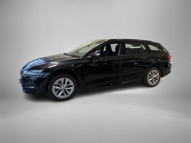 Skoda OCTAVIA Combi 1.4 TSI 204pk DSG iV PHEV Business Edition · Apple/Android Car Play · Navigatie · P-Sensoren · ACC ·