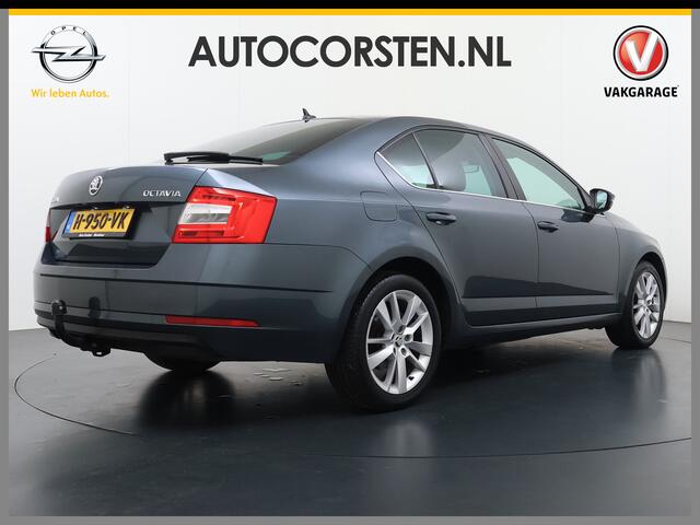 Skoda OCTAVIA 1.0TSI 116PK Stoelverwarming Trekhaak Apple Carplay Android Auto Navi Ecc Cruise Control Pdc Lmv 17" Led WLAN Bluetooth Isofix Dealeronderhouden 1.300KG Trekgewicht 1e Eigenaar Origineel Nederlandse Auto