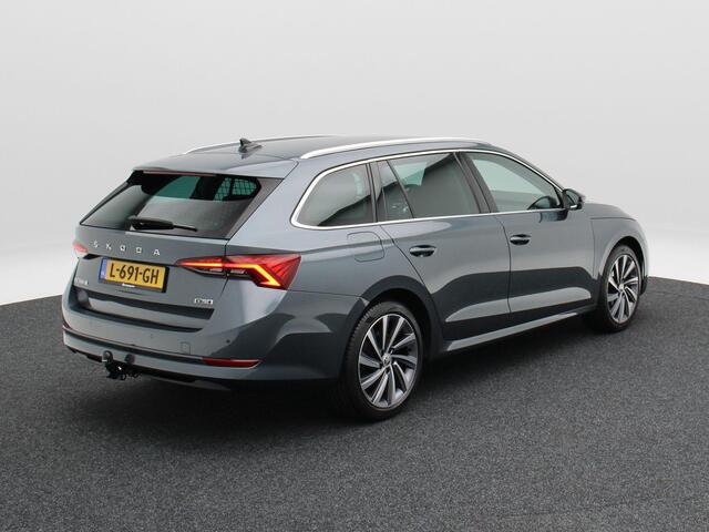 Skoda OCTAVIA Combi 1.5 e-TSi 150 Pk Automaat Business Edition Plus | Stoelverwarming | Camera | Adaptive Cruise | Trekhaak | CarPlay | 18 Inch | 93.399 Km !!
