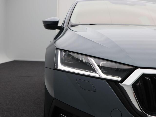 Skoda OCTAVIA Combi 1.5 e-TSi 150 Pk Automaat Business Edition Plus | Stoelverwarming | Camera | Adaptive Cruise | Trekhaak | CarPlay | 18 Inch | 93.399 Km !!