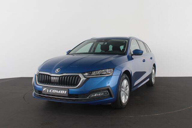 Skoda OCTAVIA Combi 1.0 TSI Business > Camera/Trekhaak/Stoelverwarming...