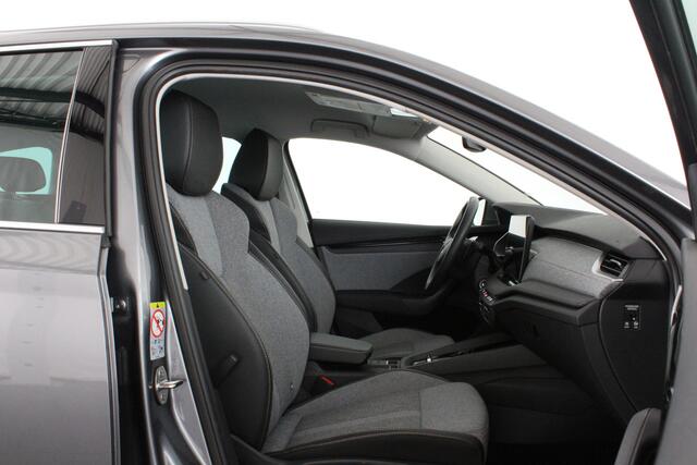 Skoda OCTAVIA Combi 1.5 TSI MHEV Business Edition Plus > Trekhaak/Camera/Winterpakket