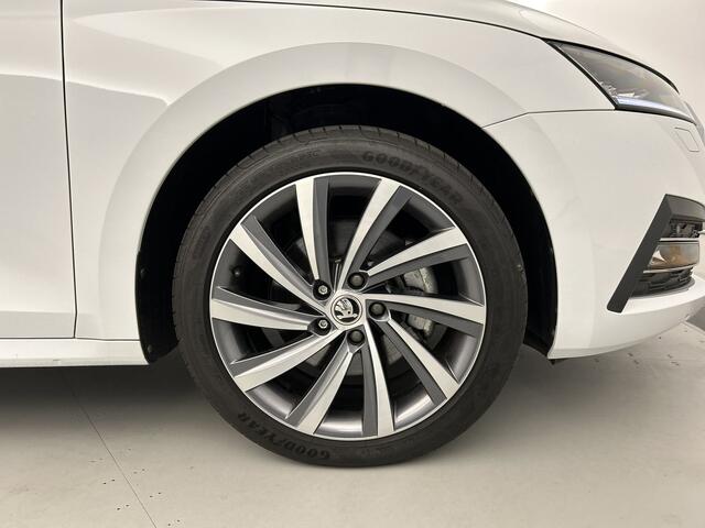 Skoda OCTAVIA Combi 1.4 TSI PHEV Business Sport+ Pano-dak/Memory/Canton