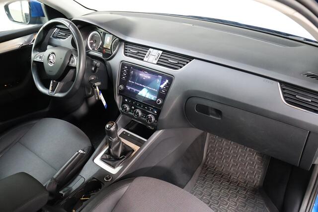Skoda OCTAVIA Combi 1.4 TSI Ambition Business | Cam | Cruise | Carplay | Dab | Trekhaak