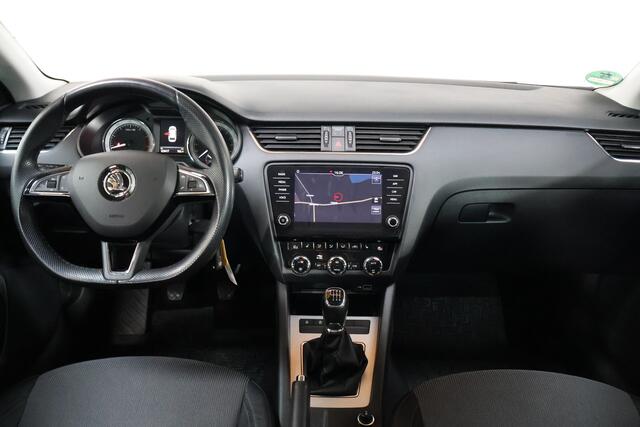 Skoda OCTAVIA Combi 1.4 TSI Ambition Business | Cam | Cruise | Carplay | Dab | Trekhaak