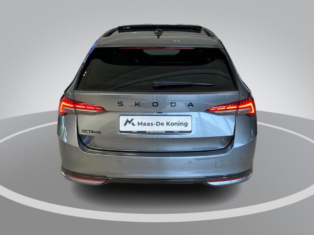 Skoda OCTAVIA Combi 1.5TSI/150PK MHEV Sportline DSG · Panoramadak · Navigatie · 360°Camera + Parkeersensoren · Apple/Android Car Play · Garantie t/m 23-04-2030 of 100000km.