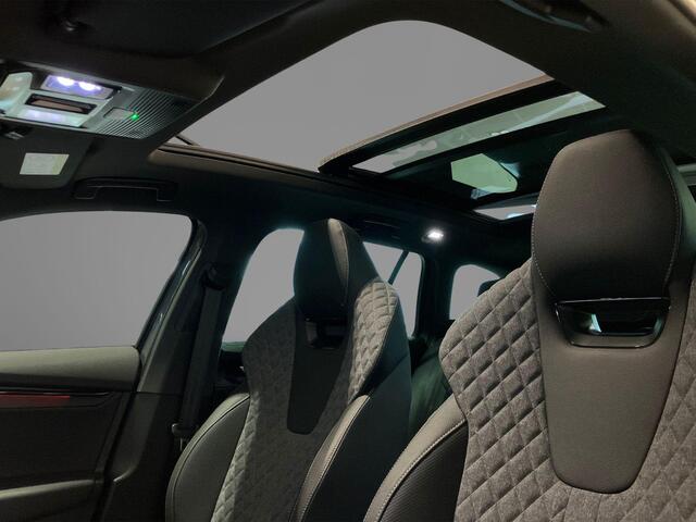 Skoda OCTAVIA Combi 1.5TSI/150PK MHEV Sportline DSG · Panoramadak · Navigatie · 360°Camera + Parkeersensoren · Apple/Android Car Play · Garantie t/m 23-04-2030 of 100000km.