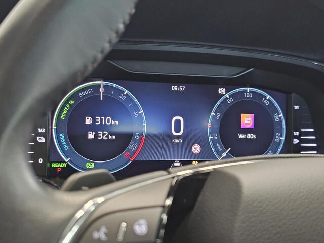 Skoda OCTAVIA Combi 1.4 TSI iV PHEV /Massage/Trekhaak/Camera/Stoel-stuurverw.