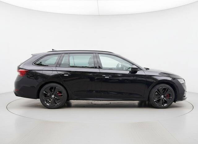 Skoda OCTAVIA 2.0 TSI RS. CARPLAY, PANO, ADAPTIVE