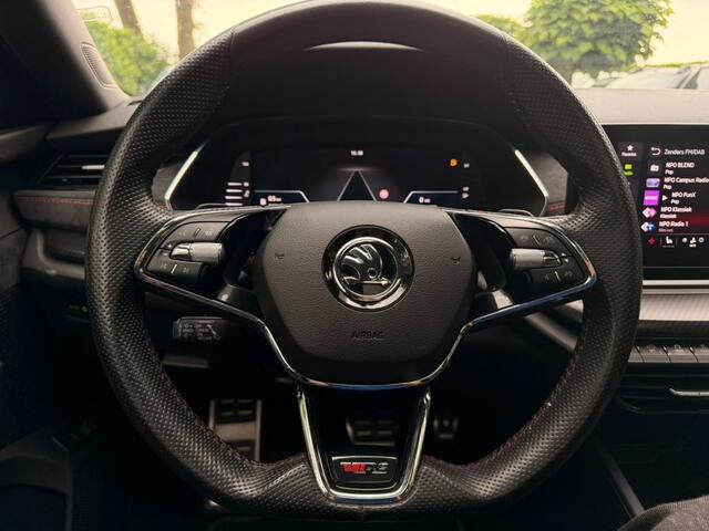 Skoda OCTAVIA 2.0 TSI RS. CARPLAY, PANO, ADAPTIVE