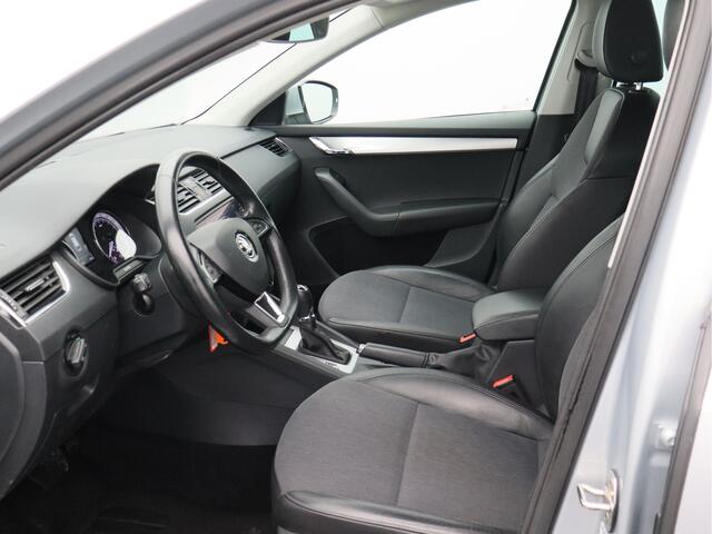 Skoda OCTAVIA Combi 1.5 TSI Greentech Business Edition/ automaat/ trekhaak!