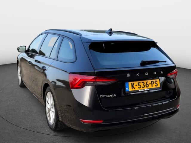 Skoda OCTAVIA Combi 1.0 TSI Sport Business | Telefoonlader | Parkeersensoren v+a