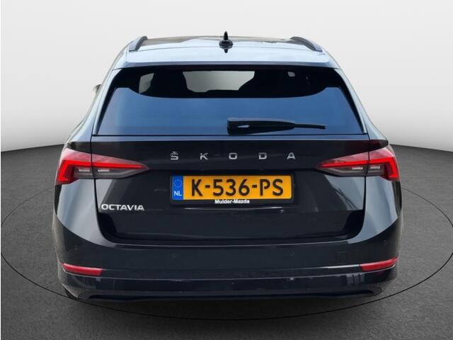 Skoda OCTAVIA Combi 1.0 TSI Sport Business | Telefoonlader | Parkeersensoren v+a