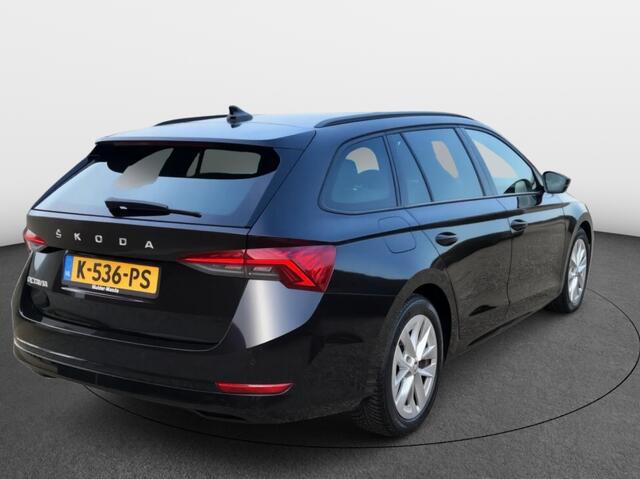 Skoda OCTAVIA Combi 1.0 TSI Sport Business | Telefoonlader | Parkeersensoren v+a