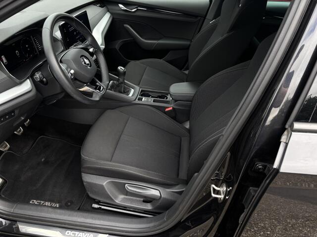 Skoda OCTAVIA Combi 1.0 TSI Sport Business | Telefoonlader | Parkeersensoren v+a