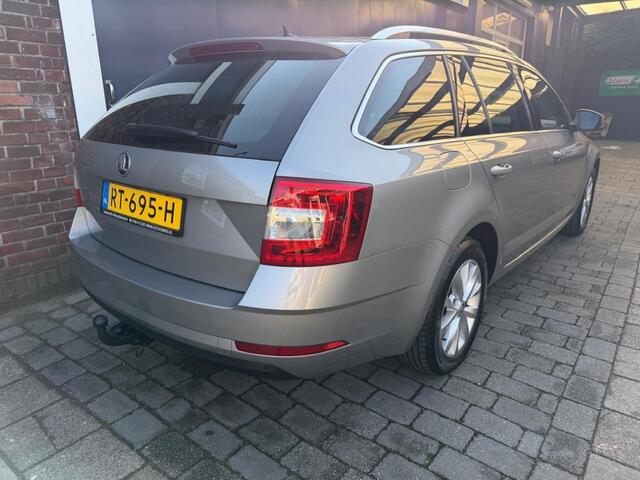 Skoda OCTAVIA 1.0 TSI Business Climat Cruise Carplay Trekhaak