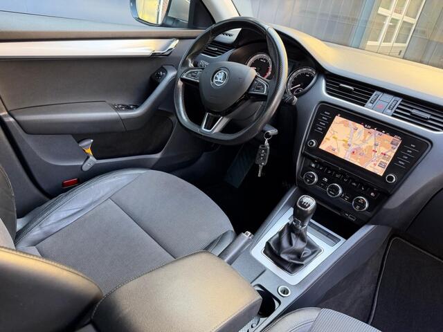Skoda OCTAVIA 1.0 TSI Business Climat Cruise Carplay Trekhaak