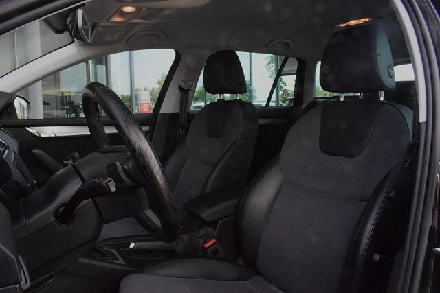 Skoda OCTAVIA Combi 1.5 TSI Greentech Business Edition | Apple Carplay | Half Leer | Stoelverwarming