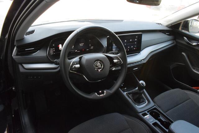 Skoda OCTAVIA Combi 1.0 TSI Business Edition | Apple CarPlay | Cruise | Climate