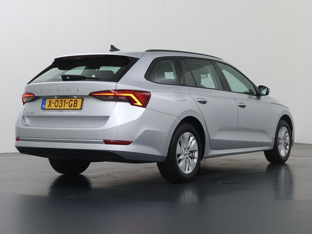 Skoda OCTAVIA Combi 1.0 TSI Business Edition | Virtual Cockpit | Navigatie | Parkeersensoren | DAB | Elektr. Achterklep | Climate Control | Cruise Control |
