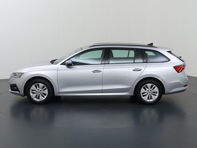 Skoda OCTAVIA Combi 1.0 TSI Business Edition | Virtual Cockpit | Navigatie | Parkeersensoren | DAB | Elektr. Achterklep | Climate Control | Cruise Control |