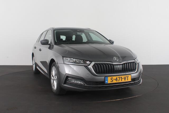 Skoda OCTAVIA Combi 1.0 e-TSI Style > Trekhaak/Automaat/Adapt.cruise/All season banden
