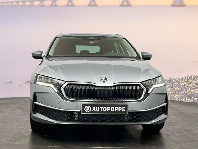 Skoda OCTAVIA Combi 1.5 TSI MHEV Sportline Business