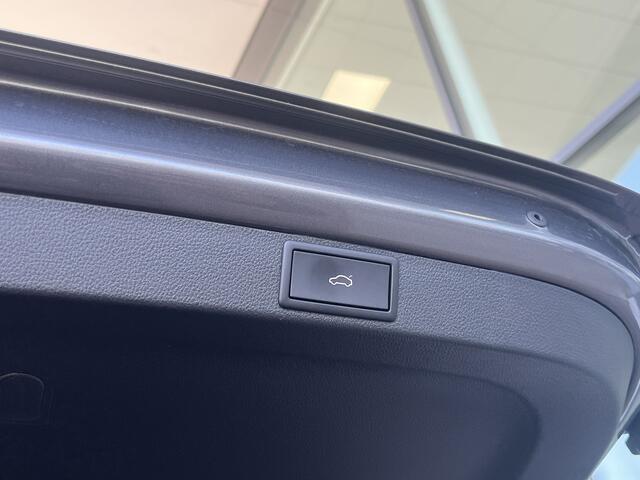 Skoda OCTAVIA Combi 1.0 TSI 110pk Business Edition / App. Connect / Navigatie / Parkeersensoren V+A / Elec. Achterklep / 16'' LMV