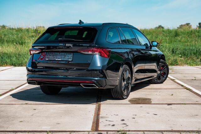 Skoda OCTAVIA Combi 1.4 TSI RS iV | PANO | ALCANTARA SPORT COMFORT STOELEN