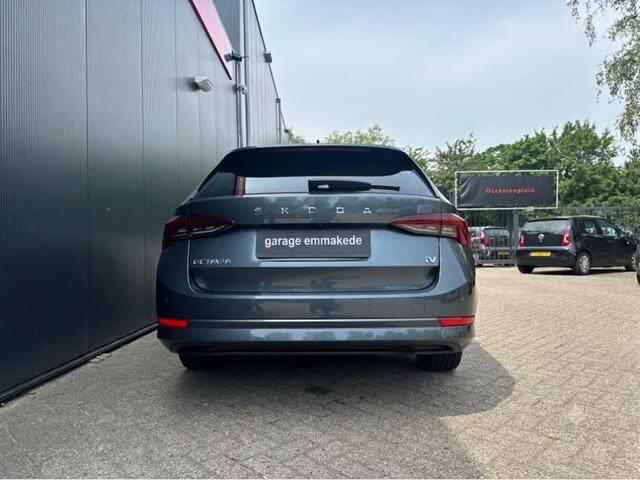 Skoda OCTAVIA Combi 1.4 TSI iV PHEV Business Edition Plus | Lane assist | Camera