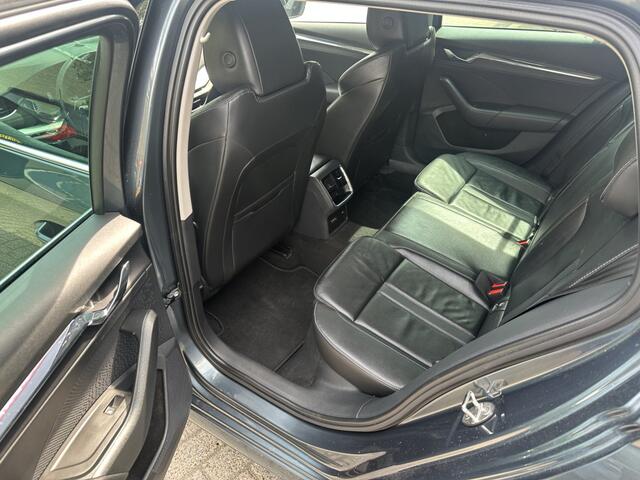Skoda OCTAVIA Combi 1.4 TSI iV PHEV Business Edition Plus | Lane assist | Camera