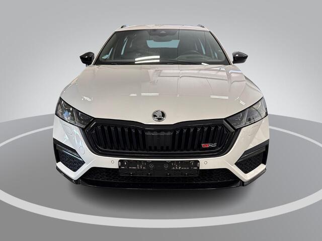 Skoda OCTAVIA Combi 1.4 TSI iV PHEV 245pk DSG RS · Inklapbare Trekhaak · Head-Up Display · Matrix LED · Stoelverwarming · ACC · Keyless ·