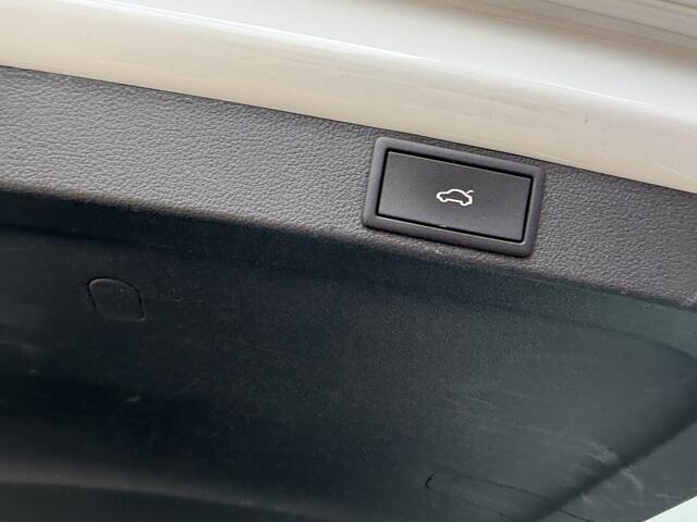 Skoda OCTAVIA Combi BWJ 2023 1.4 TSI iV PHEV 225PK Sportline Business FULL LED | HALF LEDER | ELEKTR. STOELEN | KEYLESS | ADAPTIVE CRUISE | STOELVERW. | ELEKTR. ACHTERKLEP | CARPLAY + ANDROID | NAVI | CLIMA | CRUISE | LMV | PDC